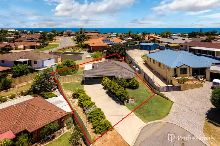 Second view of Homely house listing, 7 Paula Maslen Place, Mount Tarcoola WA 6530