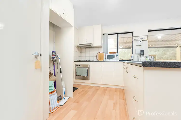 Fifth view of Homely house listing, 7 Paula Maslen Place, Mount Tarcoola WA 6530