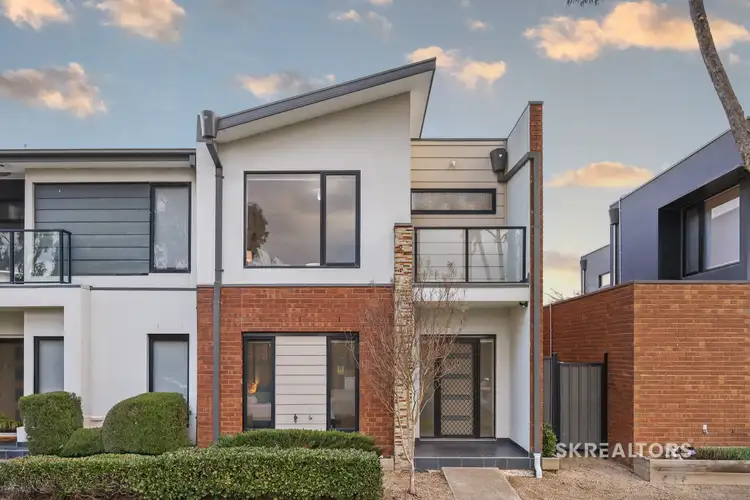 Main view of Homely house listing, 2/38 Mallard Circuit, Craigieburn VIC 3064