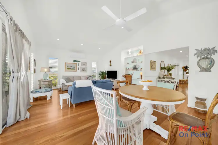 26 Shirley Street, Coochiemudlo Island QLD 4184
