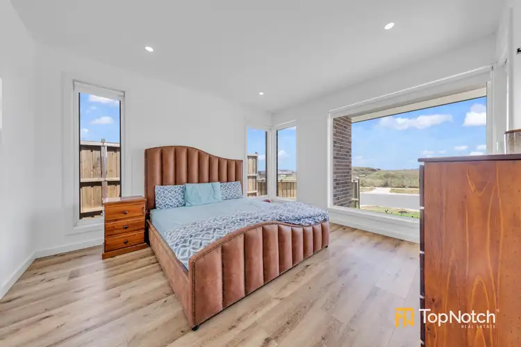 Fifth view of Homely house listing, 18 Sparrowhawk Drive, Beveridge VIC 3753