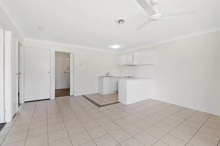 Fourth view of Homely semi-detached listing, 2/20 Donald Avenue, Paradise Point QLD 4216