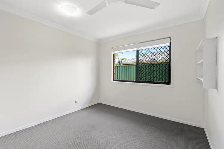 Fifth view of Homely semi-detached listing, 2/20 Donald Avenue, Paradise Point QLD 4216