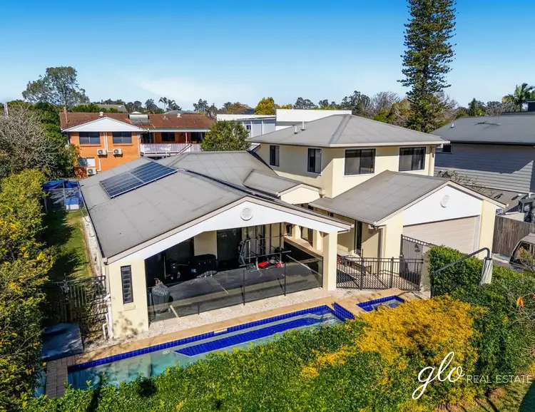 72 Mount Ommaney Drive