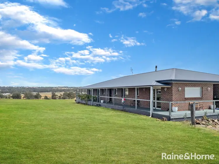 127 Dananbilla Drive, Young NSW 2594