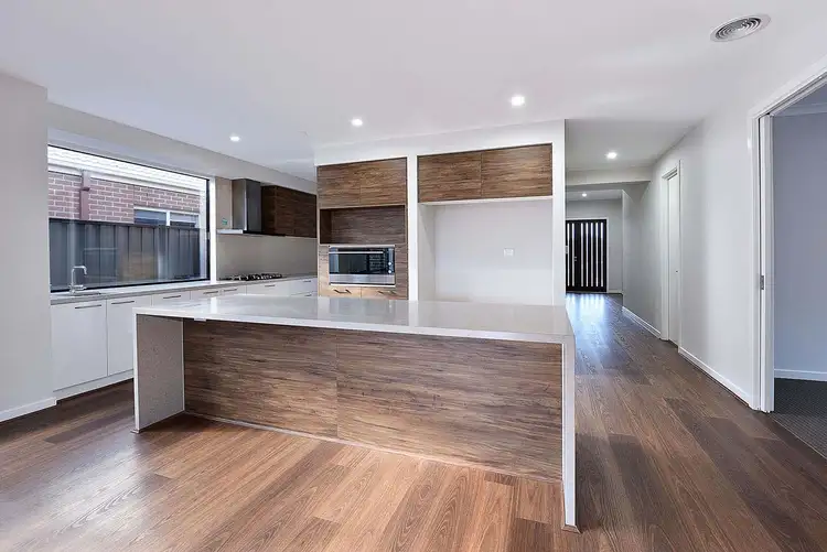 Fourth view of Homely house listing, 10 Margot Circuit, Kalkallo VIC 3064