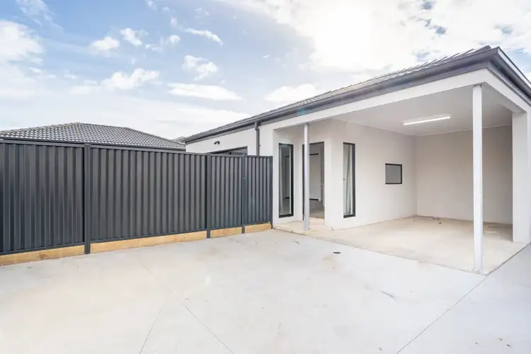Main view of Homely unit listing, 2/25 Kynoch Street, Deer Park VIC 3023
