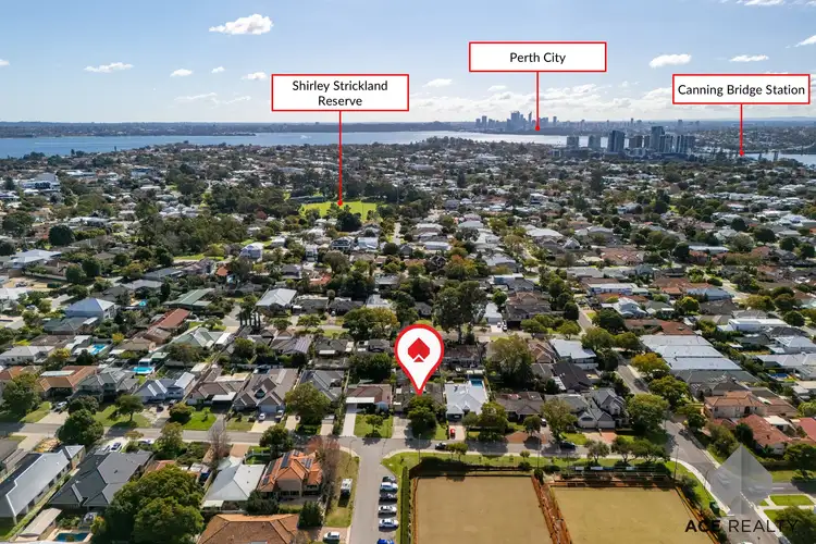 Fourth view of Homely house listing, 8 Glencoe Road, Ardross WA 6153