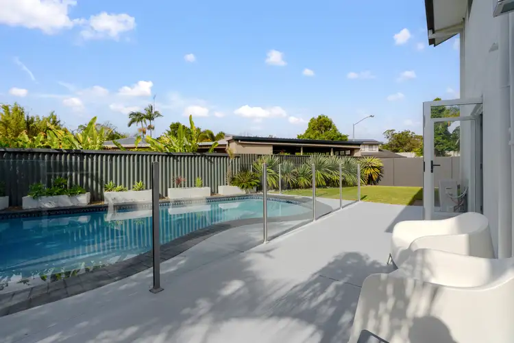 5 Spindle Street, Palm Beach QLD 4221