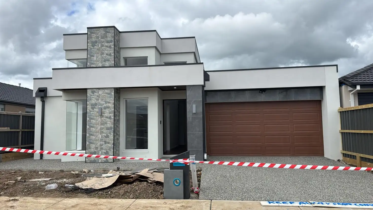 Main view of Homely house listing, 5 Mimosa Grange, Clyde VIC 3978