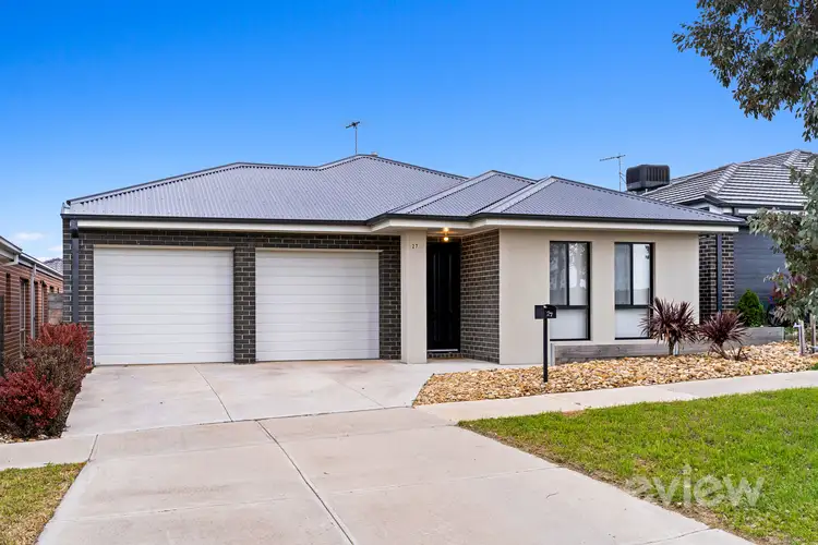 27 Hiskey Crescent, Werribee VIC 3030