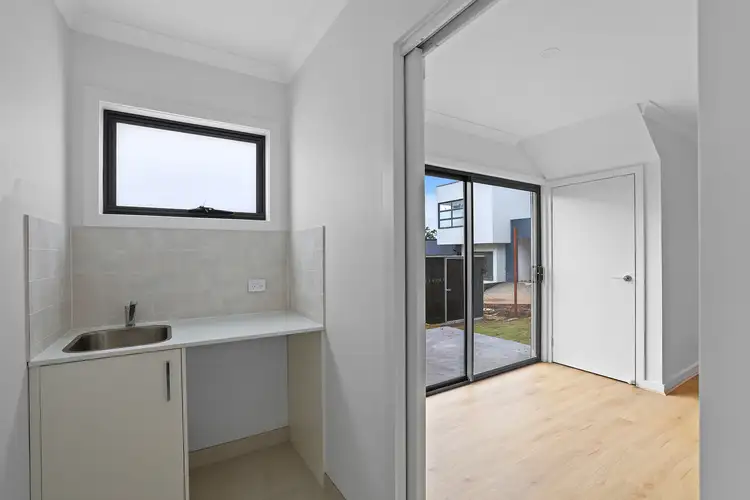 Fourth view of Homely unit listing, 7/10 Parkview Road, Drouin VIC 3818