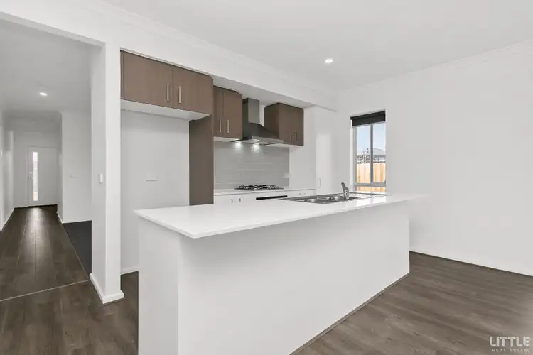 8 Ajax Way, Bonnie Brook VIC 3335