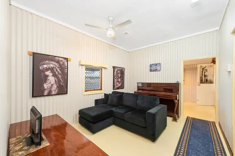 18 Hills Street, Bundaberg East QLD 4670