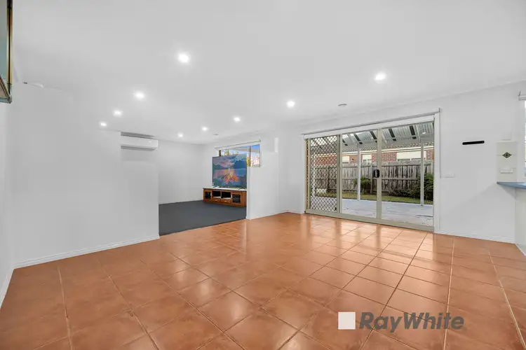 Fifth view of Homely house listing, 11 Lochgreen View, Cranbourne VIC 3977