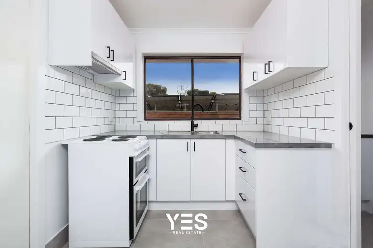 Third view of Homely house listing, 33b Ravenhill Crescent, Endeavour Hills VIC 3802