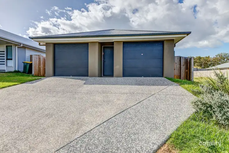 16 Nevada Road, Park Ridge QLD 4125