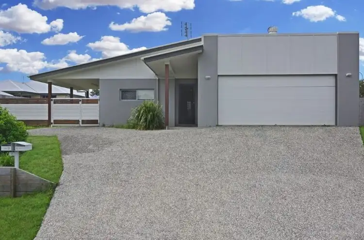 1/2 Lloyd Street, Beerwah QLD 4519