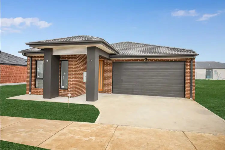 Second view of Homely house listing, 5 Spafield Road, Beveridge VIC 3753