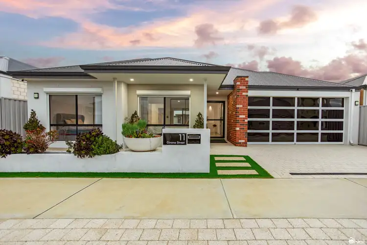 11 Girona Street, Piara Waters WA 6112