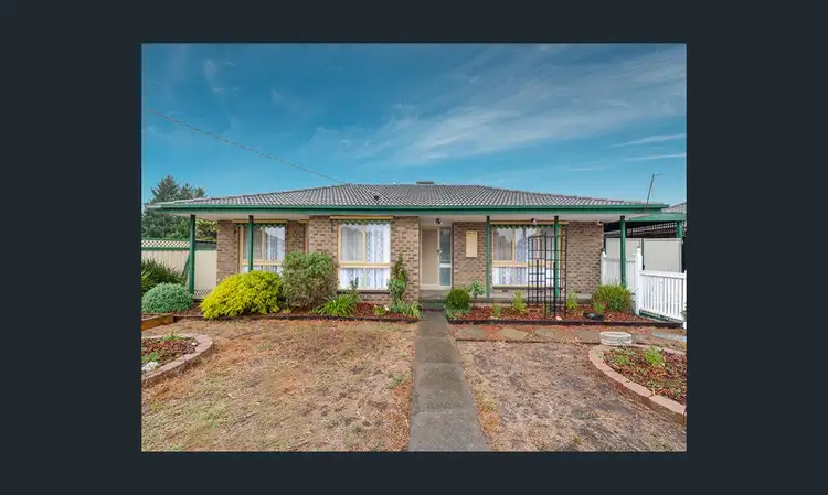 Main view of Homely house listing, 16 Grinstead Court, Craigieburn VIC 3064