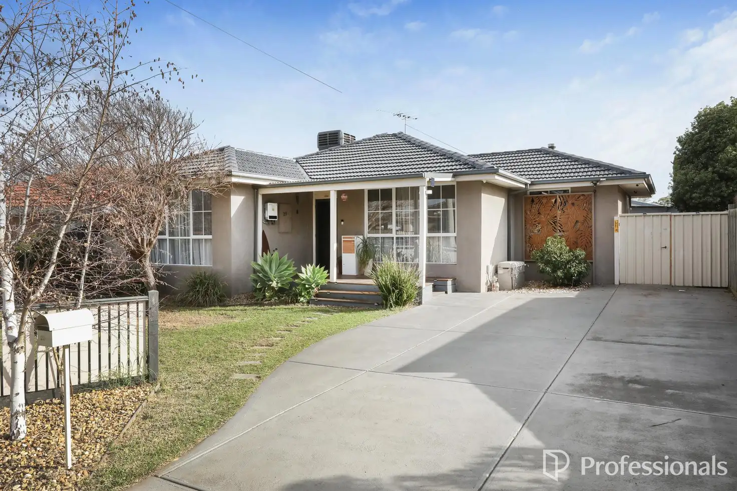 Main view of Homely house listing, 23 Curlew Close, Melton VIC 3337