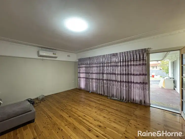 Second view of Homely house listing, 7 Bunbury Road, Macquarie Fields NSW 2564