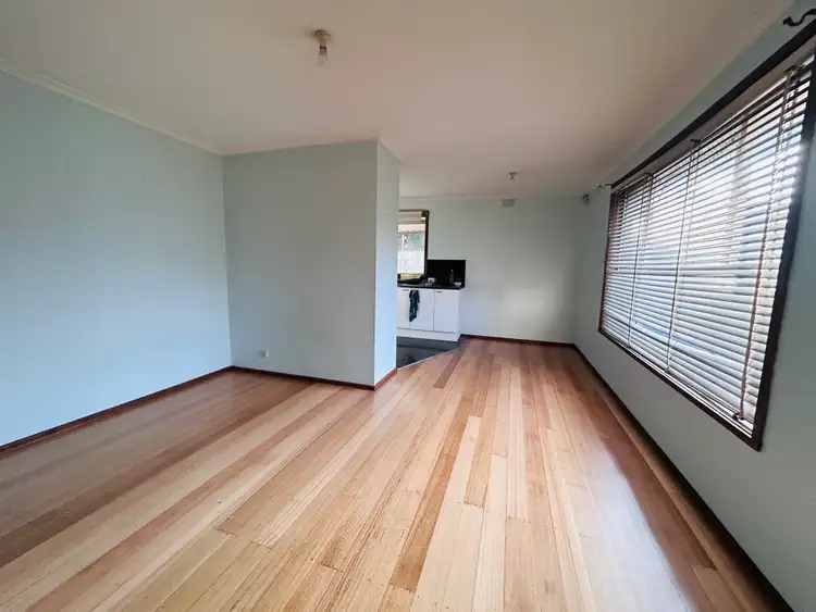 Fourth view of Homely house listing, 33 Novara Parade, St Albans VIC 3021