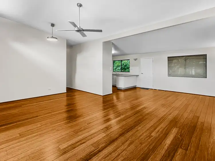 Fifth view of Homely house listing, 3a Gin Gin Crescent, Ocean Shores NSW 2483
