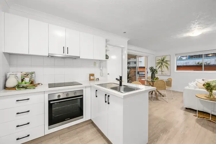 Fourth view of Homely apartment listing, 8/205-207 Boundary Street, Coolangatta QLD 4225