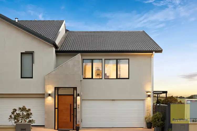 198 Sanctuary Lakes North Boulevard, Sanctuary Lakes VIC 3030
