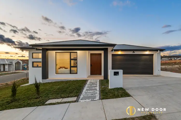 34 Apuatimi Crescent, Whitlam ACT 2611