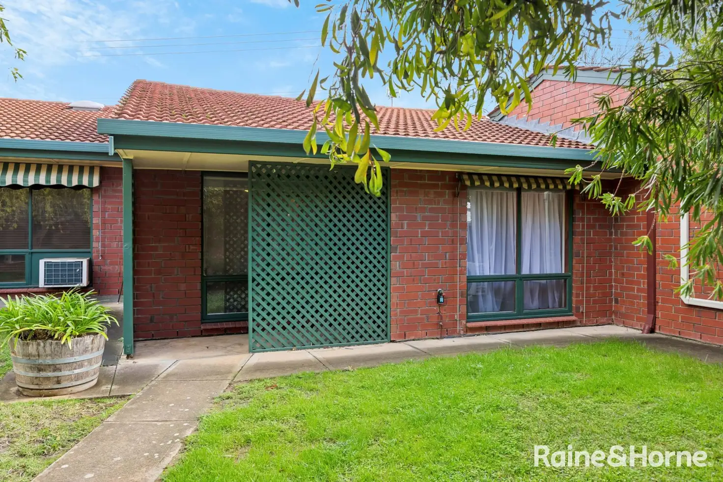Main view of Homely unit listing, 2/350 Main South Road, Morphett Vale SA 5162