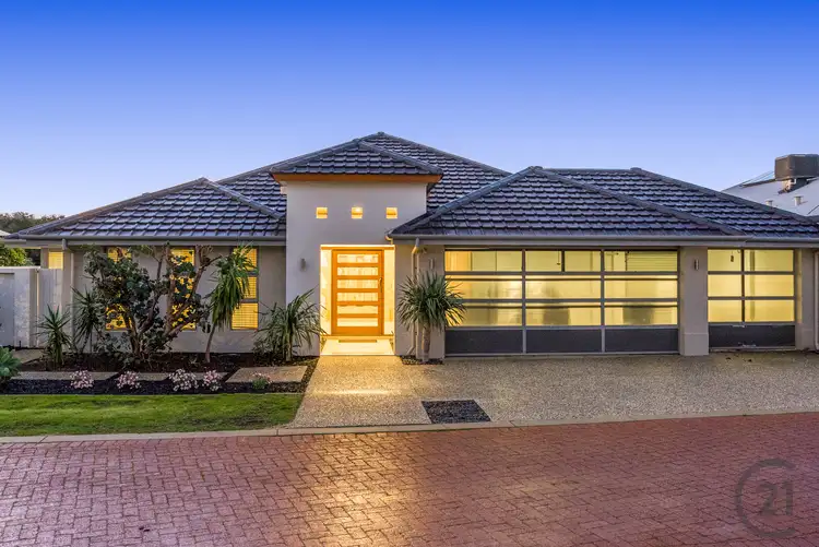 24 Honeymyrtle Grange, Halls Head WA 6210