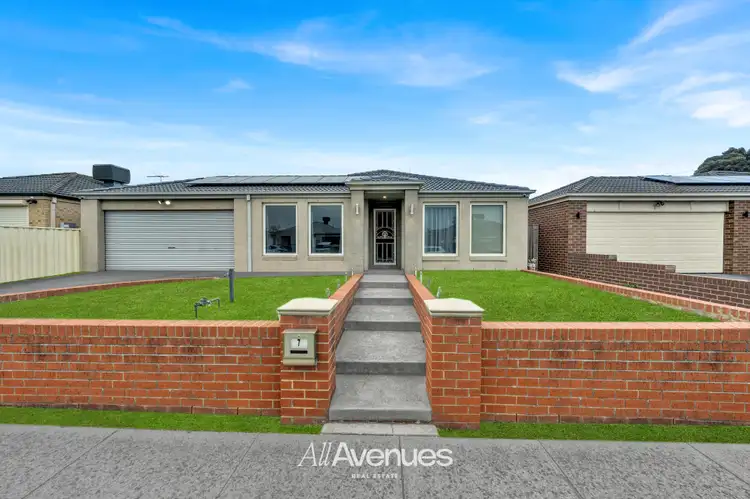 Main view of Homely house listing, 7 Robusta Avenue, Cranbourne VIC 3977