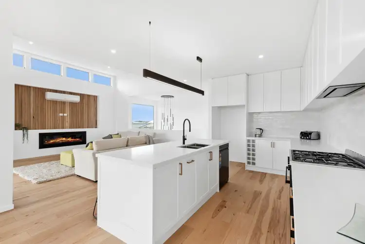 127 Oakdean Boulevard, Ocean Grove VIC 3226