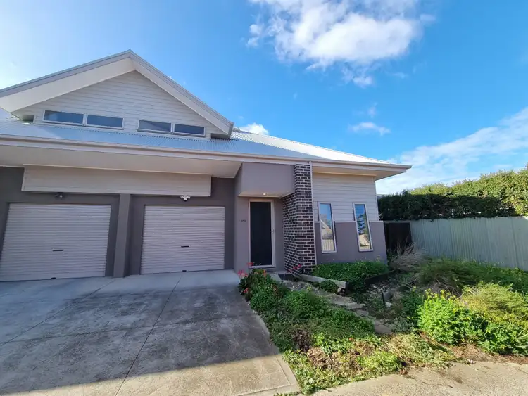 Main view of Homely townhouse listing, 2/40 Ridley Street, Albion VIC 3020