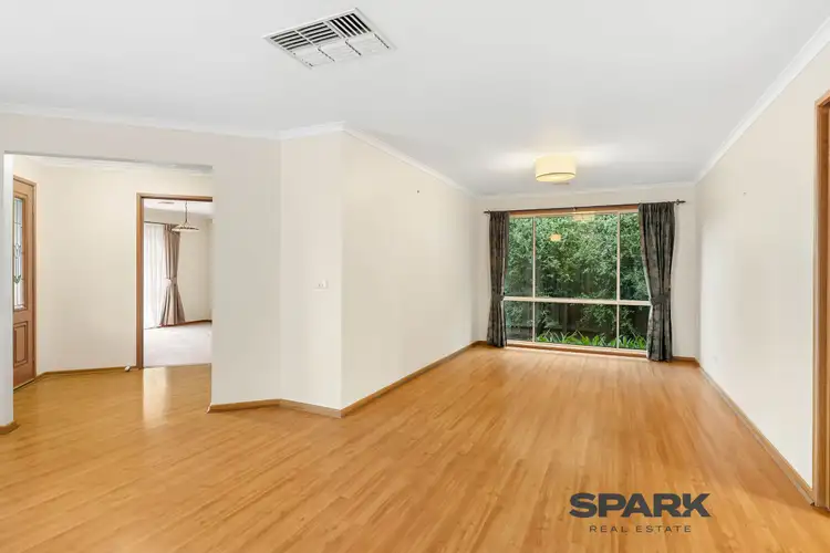 Fourth view of Homely house listing, 39 Banchory Avenue, Hillside VIC 3037