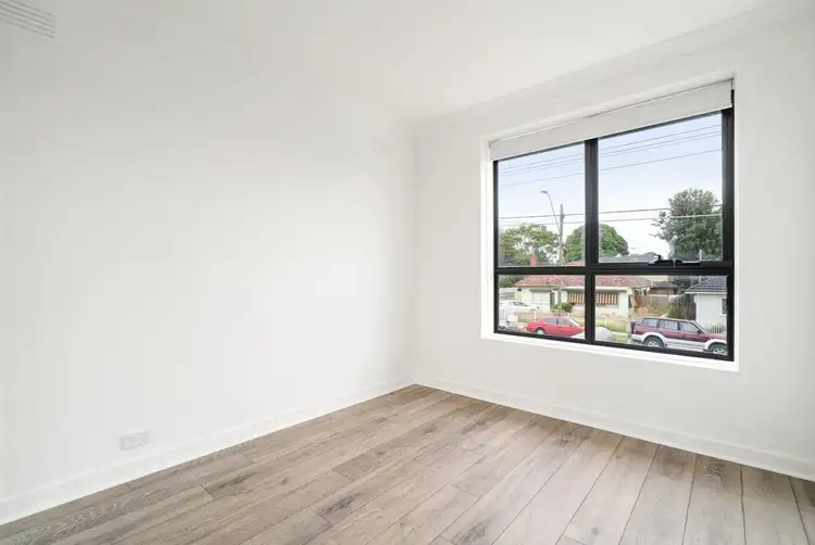 Fifth view of Homely apartment listing, 5/117 Devonshire Road, Sunshine VIC 3020