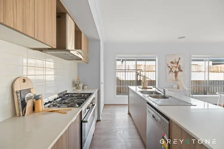 4 Corfu Street, Fraser Rise VIC 3336