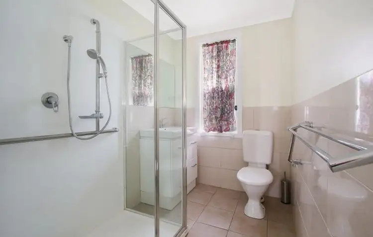 Third view of Homely house listing, 1012 Calimo Street, North Albury NSW 2640