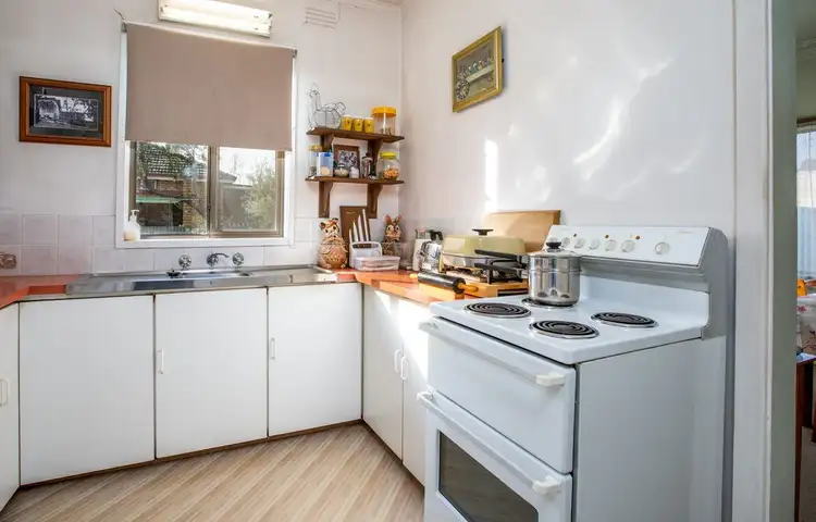 Fourth view of Homely house listing, 2/919 Tullimbar Street, North Albury NSW 2640