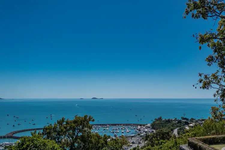 17 Marina View Court, Airlie Beach QLD 4802