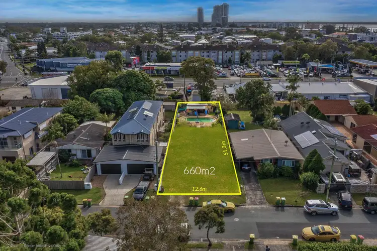11 Nevenia Street, Labrador QLD 4215