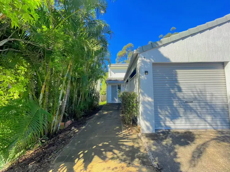 15 Bridgman Dr
