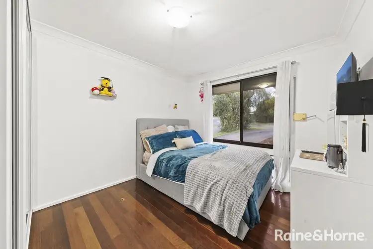 Fifth view of Homely house listing, 13 Lillyvicks Crescent, Ambarvale NSW 2560