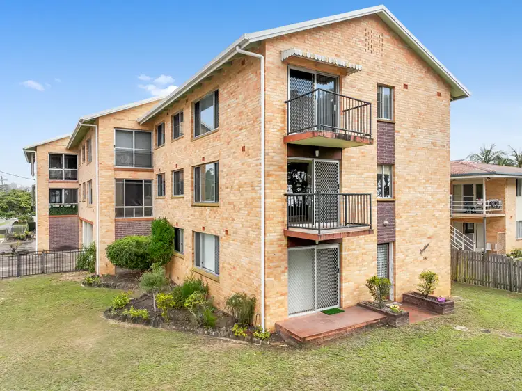 2/380 Charlton Esplanade, Scarness QLD 4655