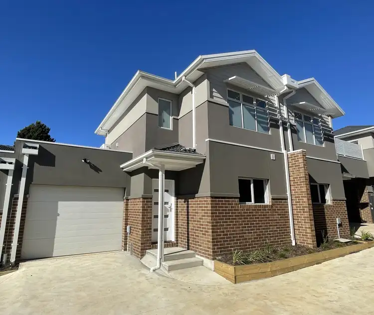 Main view of Homely townhouse listing, 4/8-10 Thackeray Road, Reservoir VIC 3073