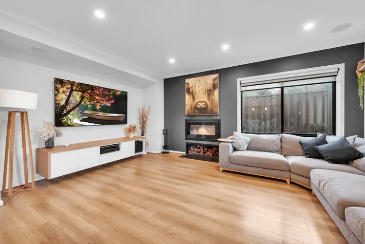 Seventh view of Homely house listing, 29 Revelstoke Crescent, Pakenham VIC 3810