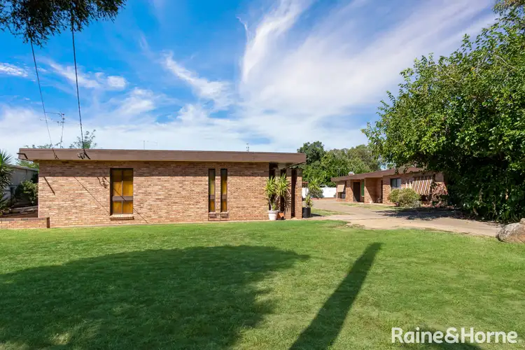 2/272 Fernleigh Road, Ashmont NSW 2650